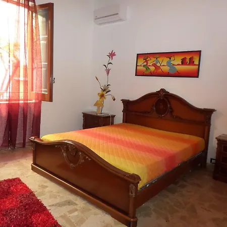 La Casa Degli Agrumi * טראפאני
